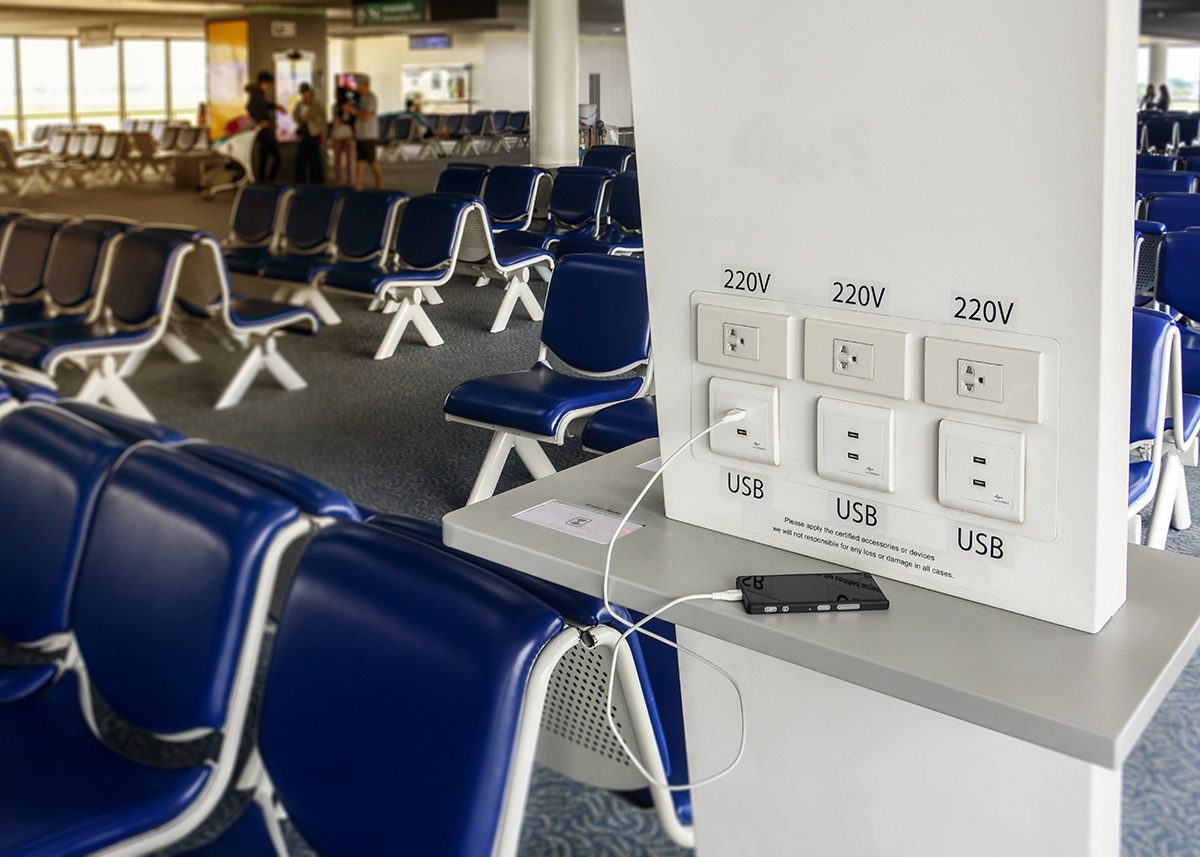 Airport_Charging_Station_383876474_Web Don't plug directly into airport charging stations